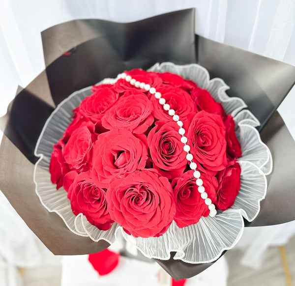 Timeless Love (24 roses)