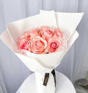 Eternal Romance (12 roses)