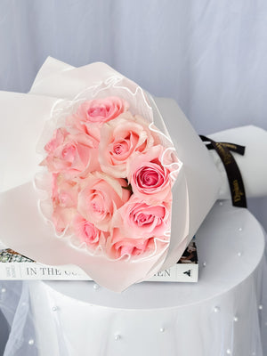 Eternal Romance (12 roses)