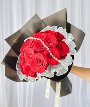 Timeless Love (24 roses)